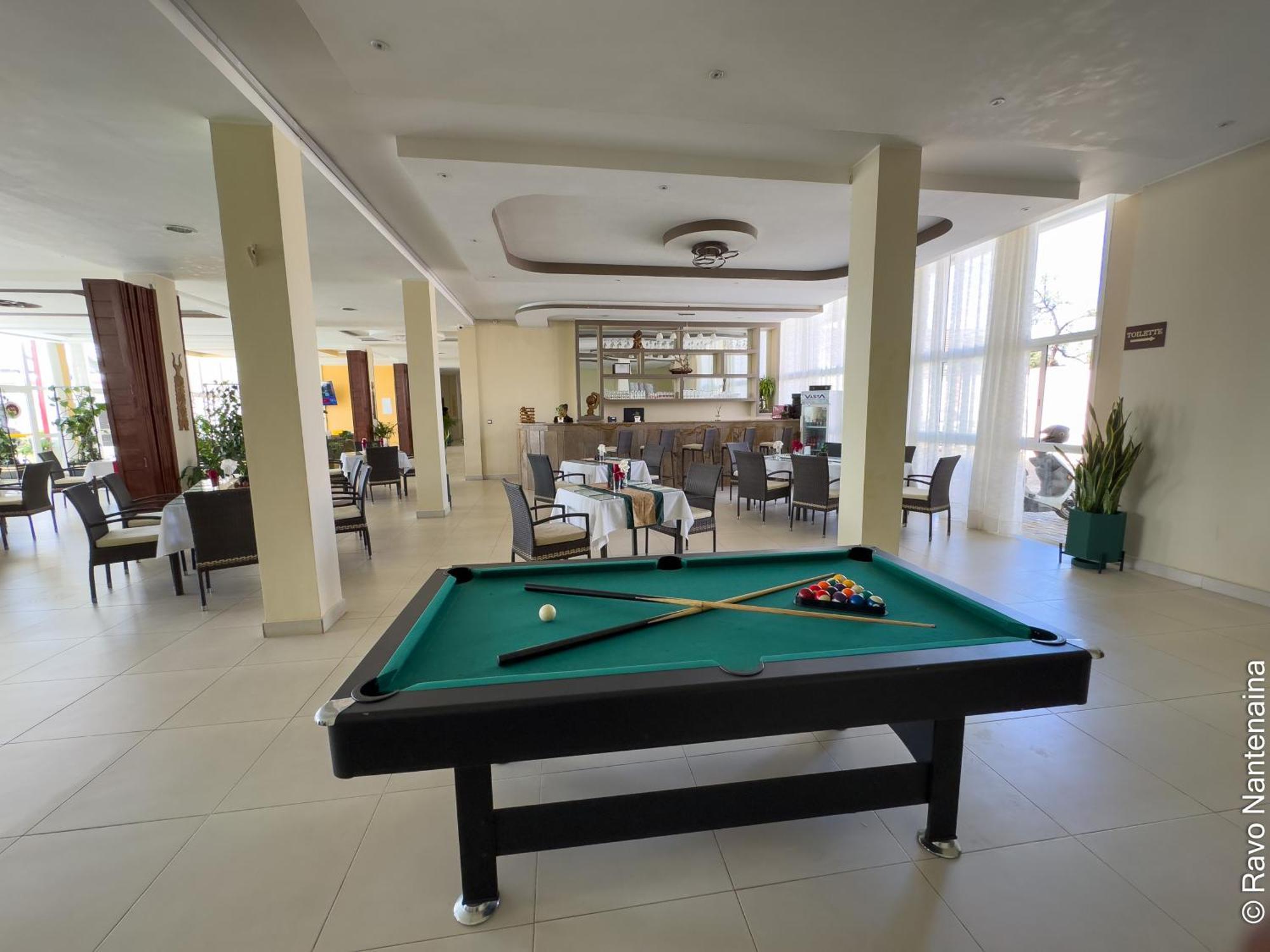 Hotel Menabe'L Antsirabe Exterior photo